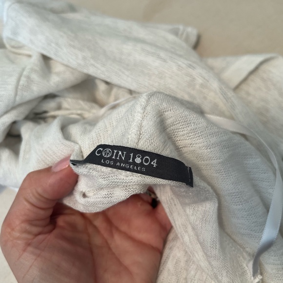 ✨Coin 1804 White Cocoon Cardigan - Picture 9 of 10